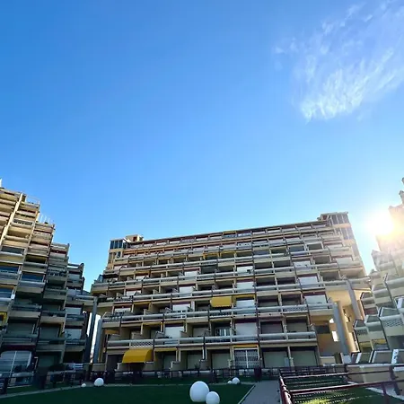 Se012 - Senigallia, Monolocale Fronte Mare Al Piramidi * Scapezzano
