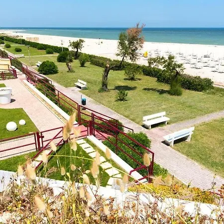 Se012 - Senigallia, Monolocale Fronte Mare Al Piramidi * Scapezzano